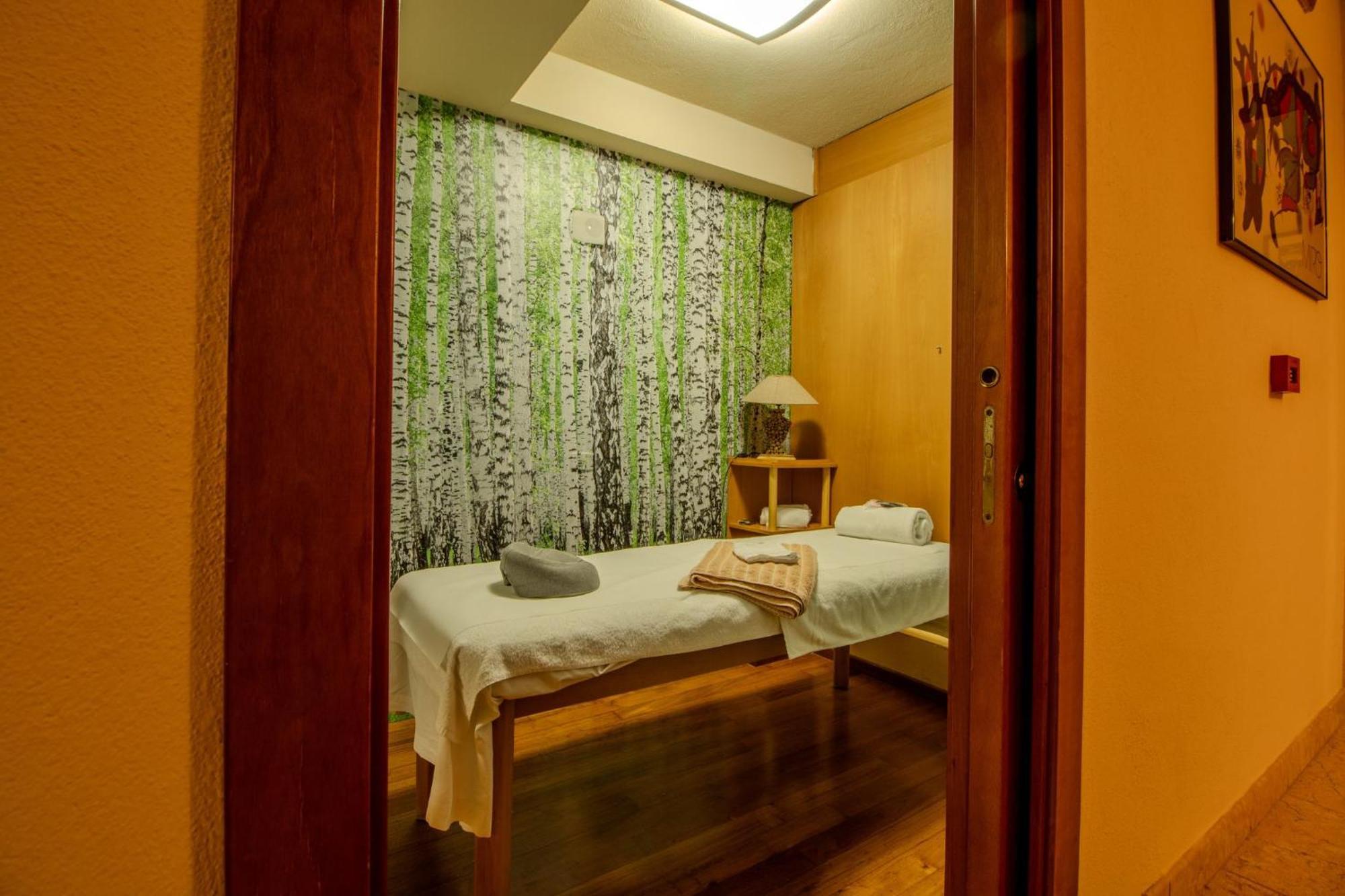 Paradise Hotel & Wellness Saint-Vincent Bagian luar foto