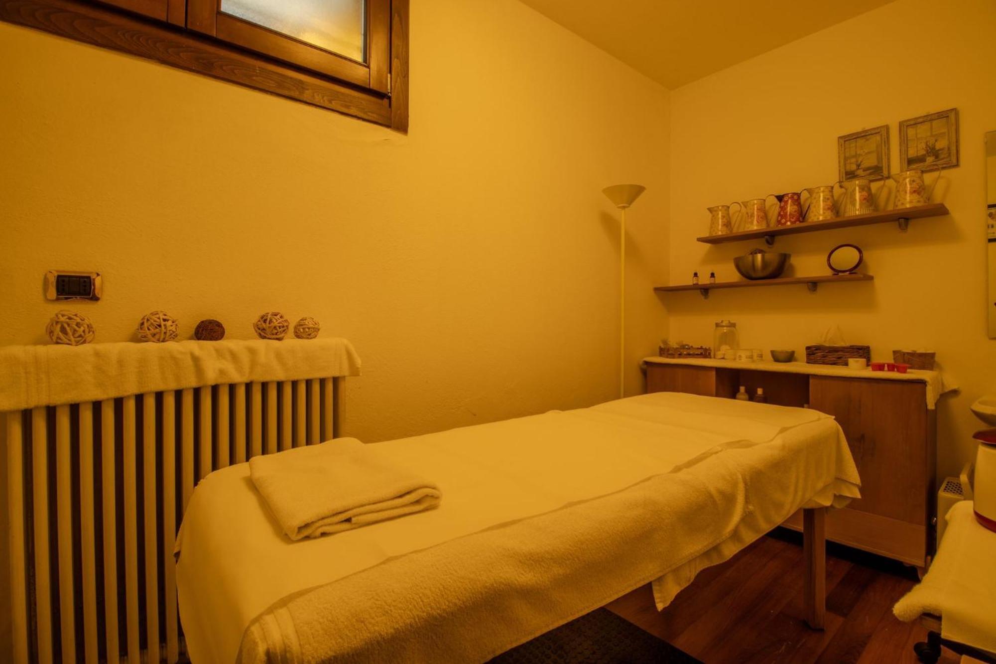 Paradise Hotel & Wellness Saint-Vincent Bagian luar foto