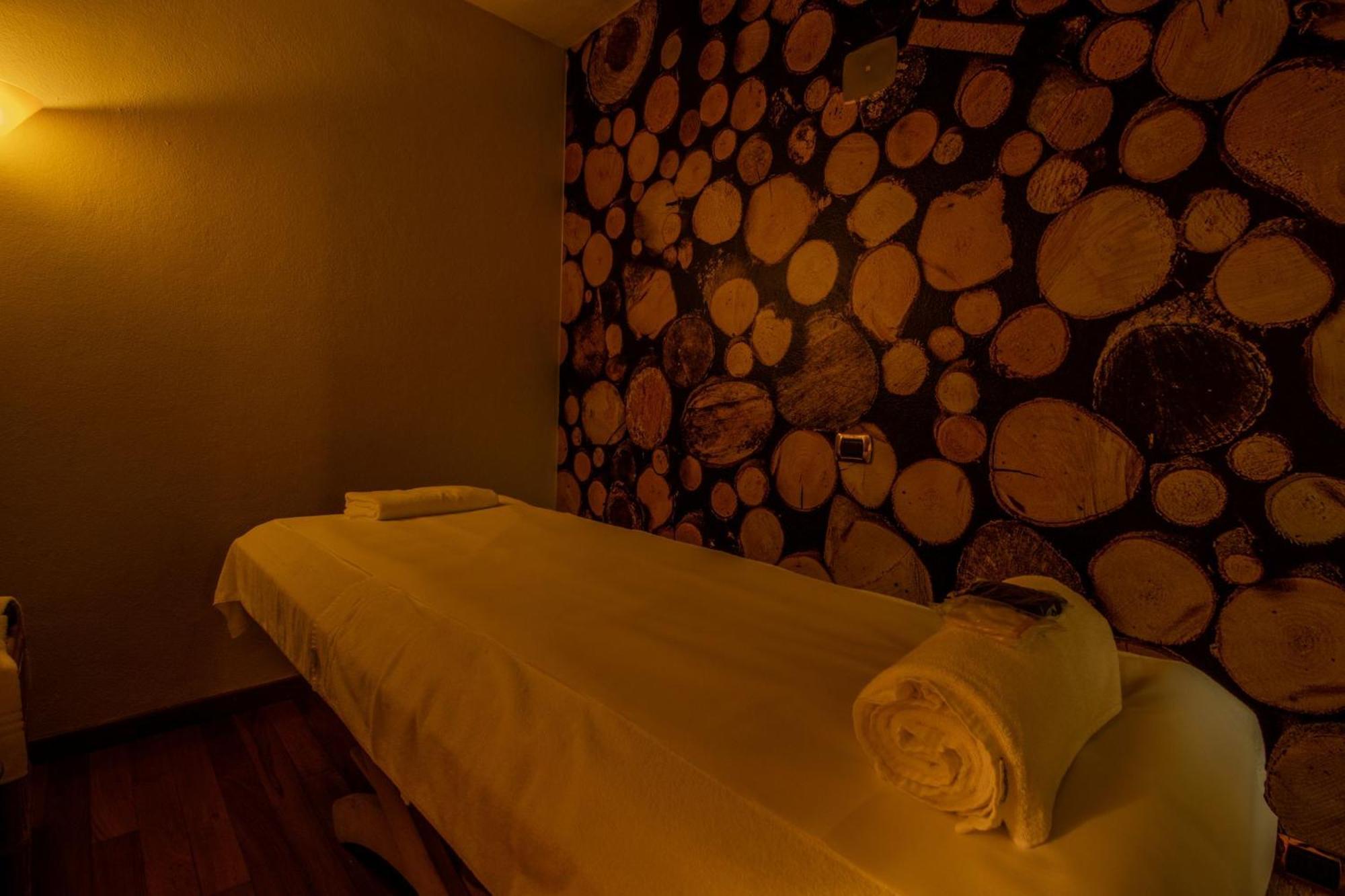 Paradise Hotel & Wellness Saint-Vincent Bagian luar foto