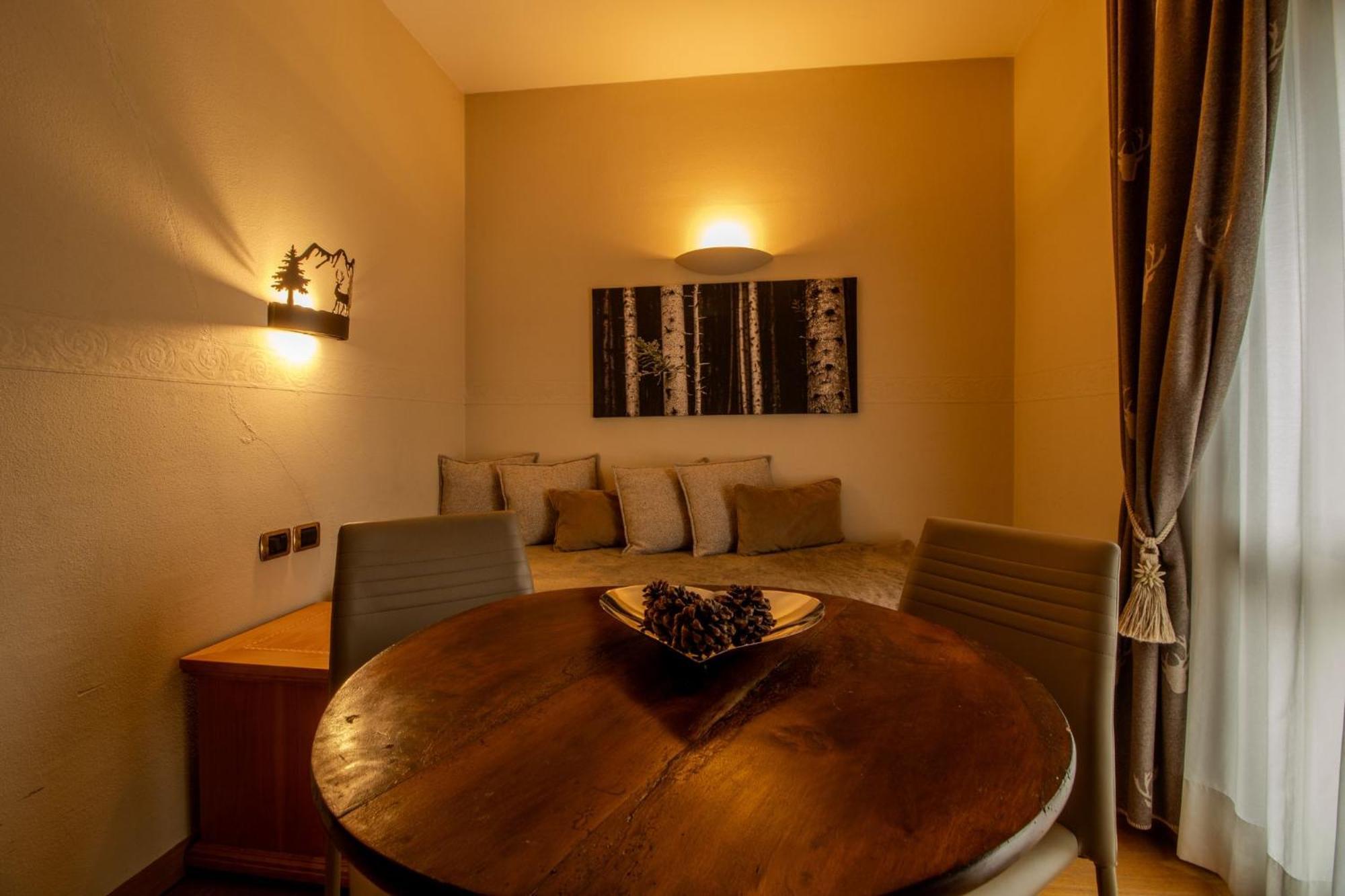 Paradise Hotel & Wellness Saint-Vincent Bagian luar foto