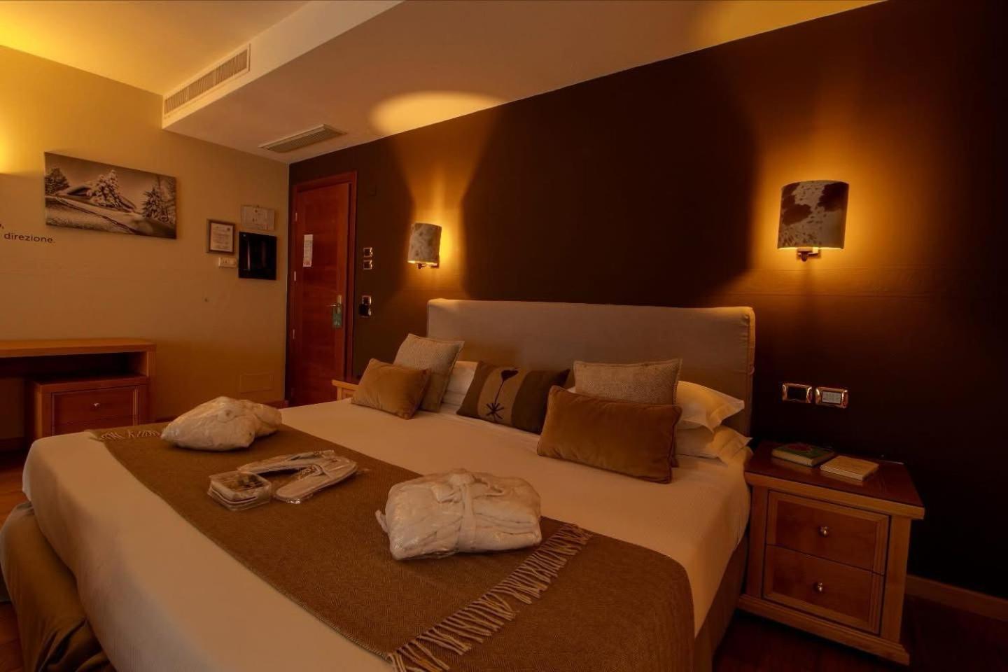 Paradise Hotel & Wellness Saint-Vincent Bagian luar foto