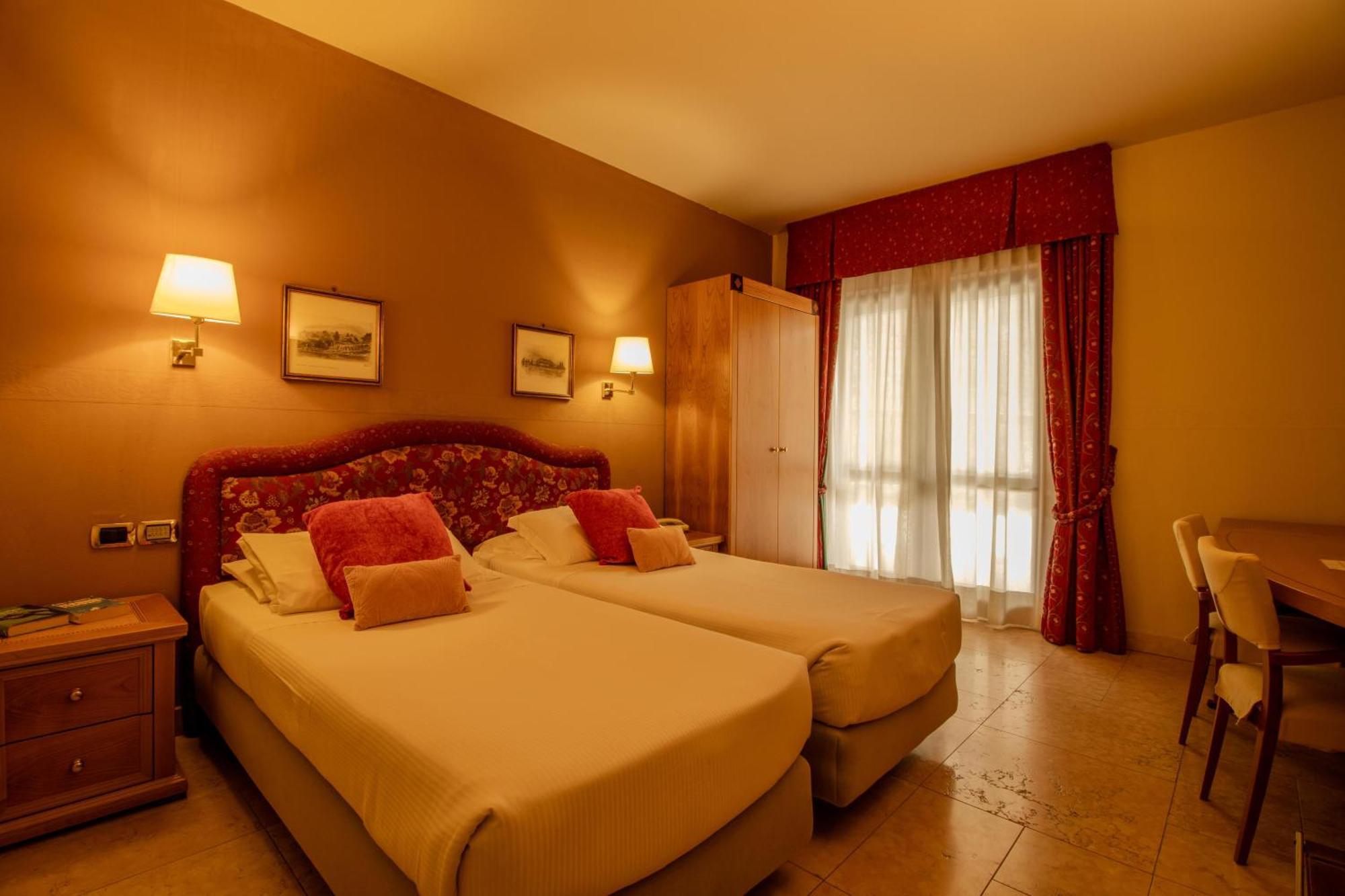 Paradise Hotel & Wellness Saint-Vincent Bagian luar foto